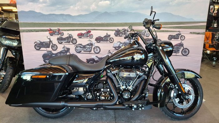2025 Harley-davidson FLHRXS ROAD KING SPECIAL Vivid Black