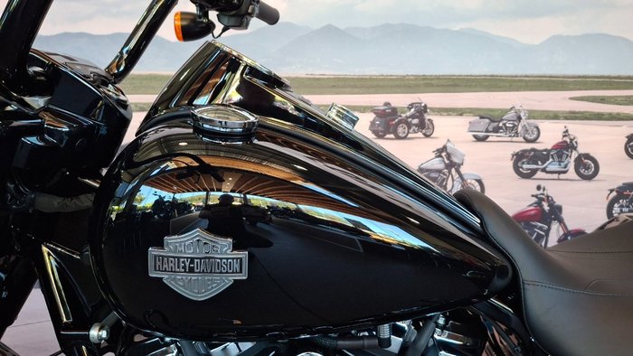 2025 Harley-davidson FLHRXS ROAD KING SPECIAL Vivid Black