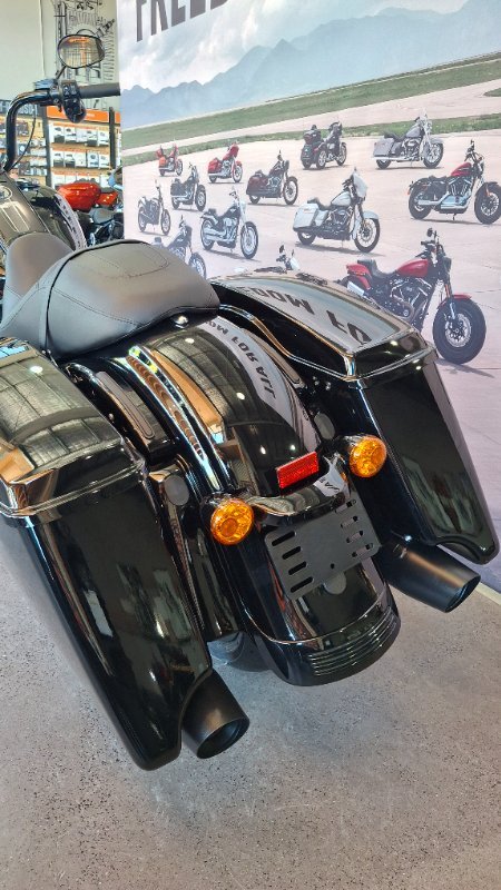 2025 Harley-davidson FLHRXS ROAD KING SPECIAL Vivid Black