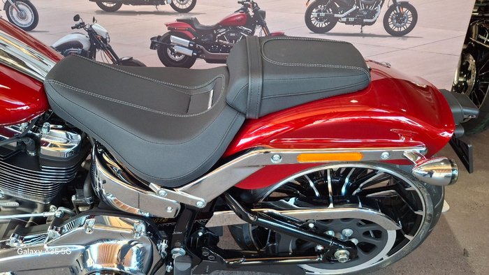 2025 Harley-davidson FXBR BREAKOUT (117) BRILLIANT RED