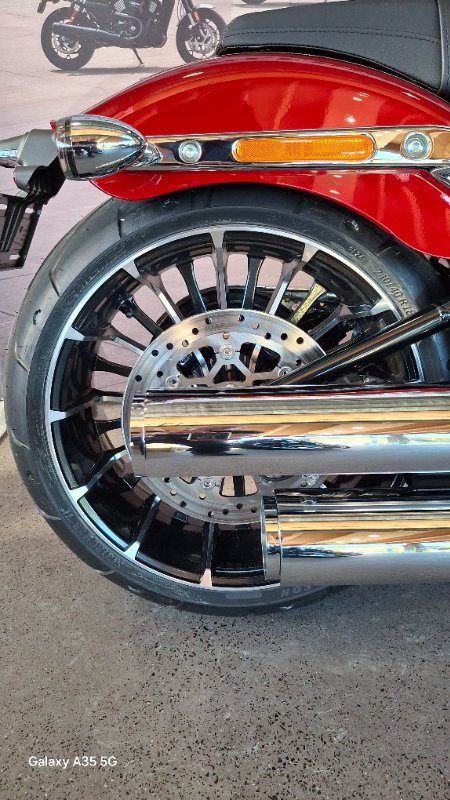 2025 Harley-davidson FXBR BREAKOUT (117) BRILLIANT RED