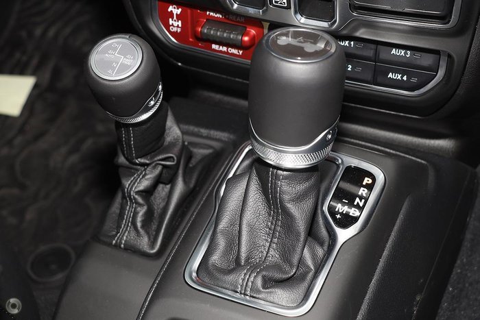 2025 Jeep Wrangler Unlimited Rubicon