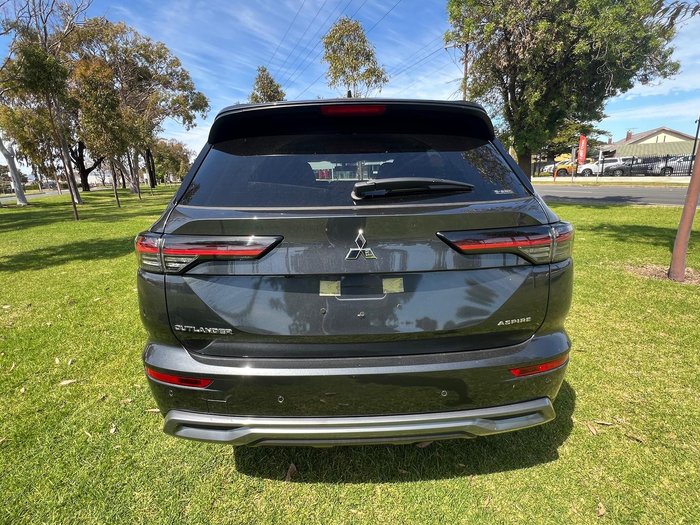 2025 Mitsubishi Outlander Aspire