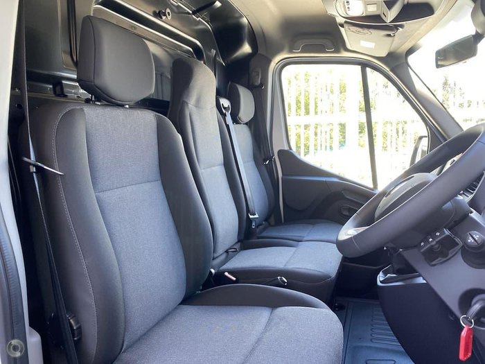 2023 Renault Master Pro 110kW