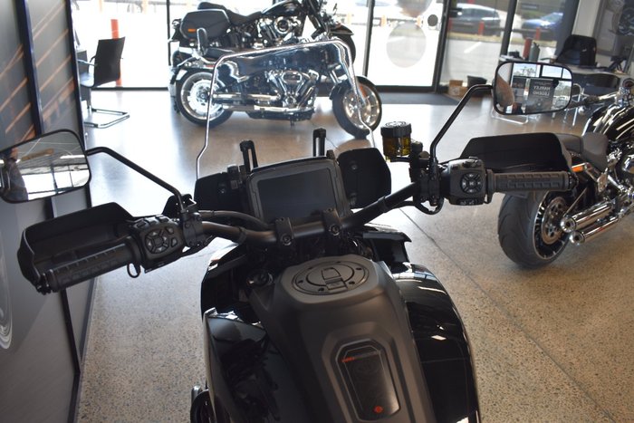 2025 Harley-davidson RA1250S PAN AMERICA SPECIAL VIVID BLACK