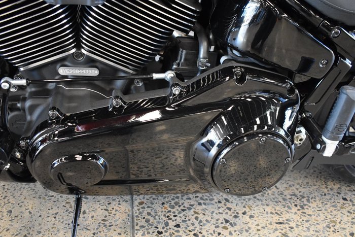 2025 Harley-davidson FXBR BREAKOUT (117) BRILLIANT RED