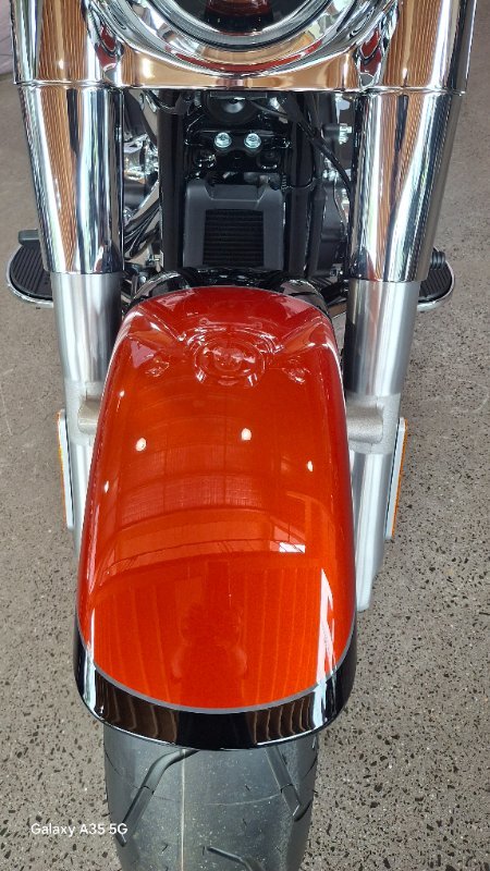 2025 Harley-davidson FLFB FAT BOY (117) WHISKEY FIRE / BLACK