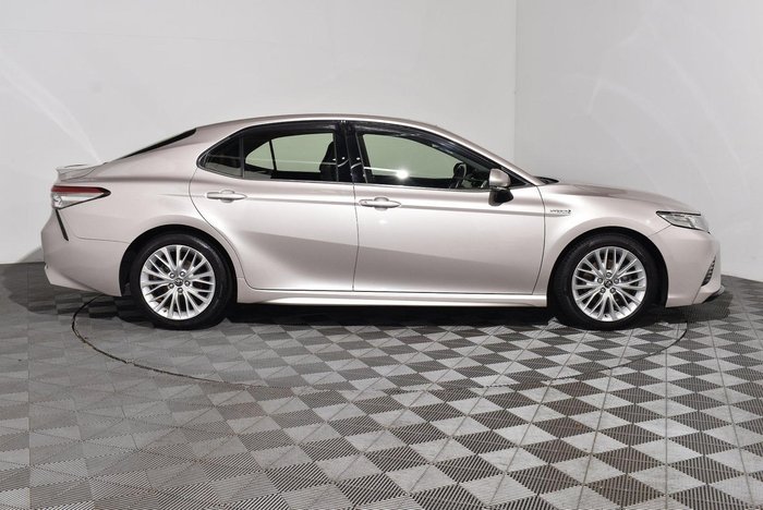 2018 Toyota Camry SL
