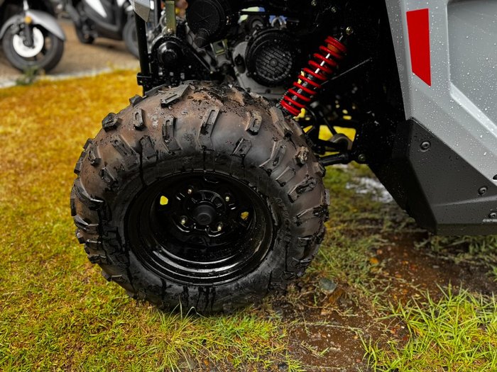 2025 Polaris RZR 200 EFI Grey