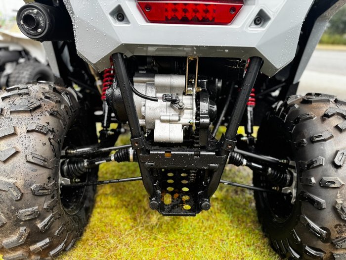 2025 Polaris RZR 200 EFI Grey