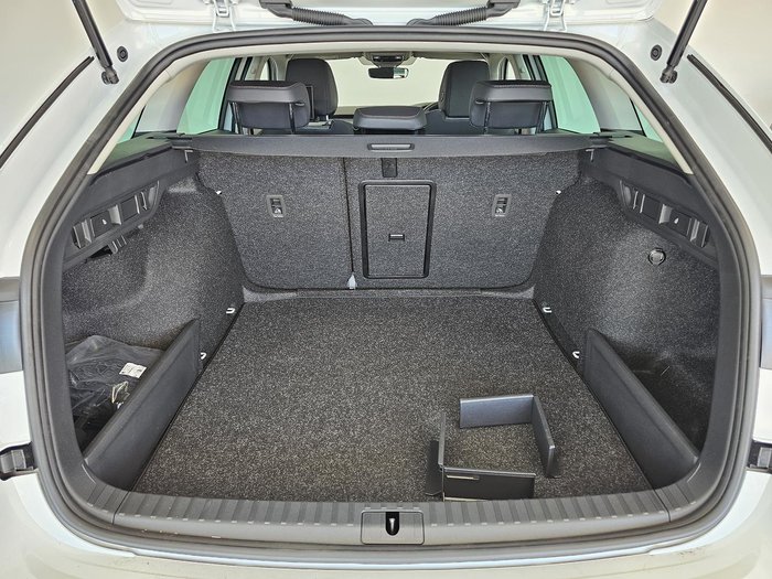 2024 SKODA Octavia 110TSI Select NX MY25 White
