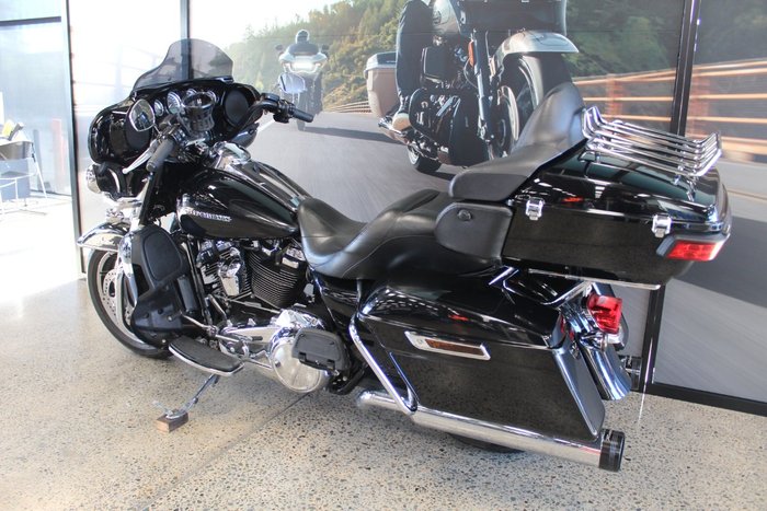 2019 Harley-davidson FLHTK ULTRA LIMITED VIVID BLACK