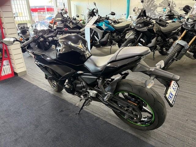 2019 Kawasaki Ninja 650L (LAMS) ABS Ninja Black