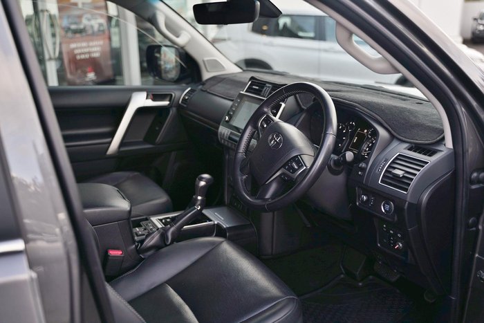 2021 Toyota Landcruiser Prado VX