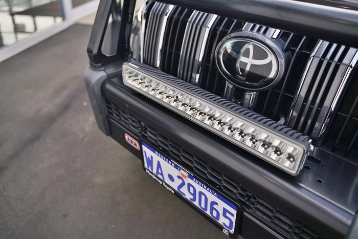 2021 Toyota Landcruiser Prado VX