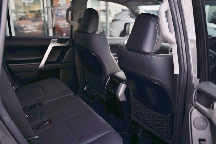 2021 Toyota Landcruiser Prado VX