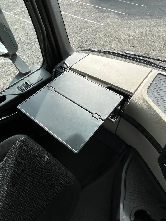 2024 Mercedes-Benz Actros 2663