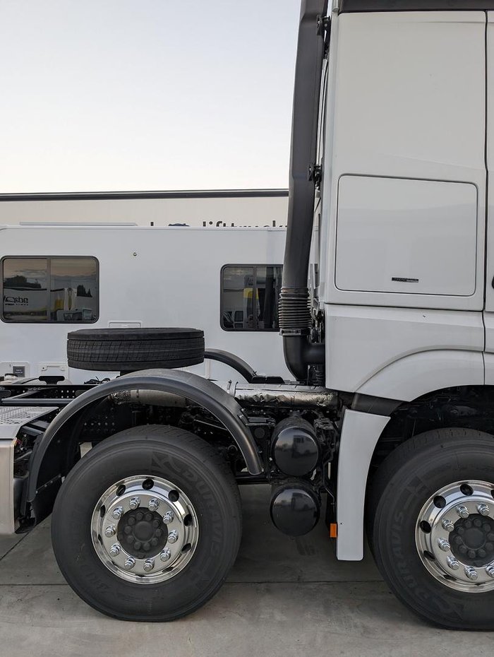 2024 Mercedes-Benz Arocs 3258 White
