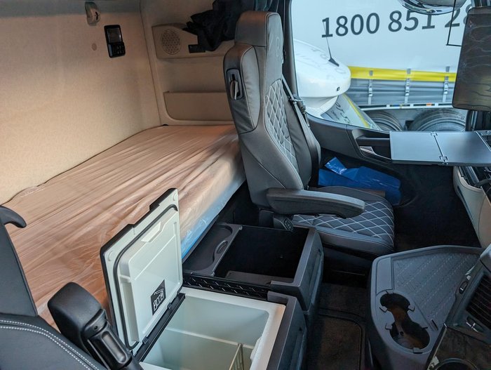 2024 Mercedes-Benz Arocs 3258 White