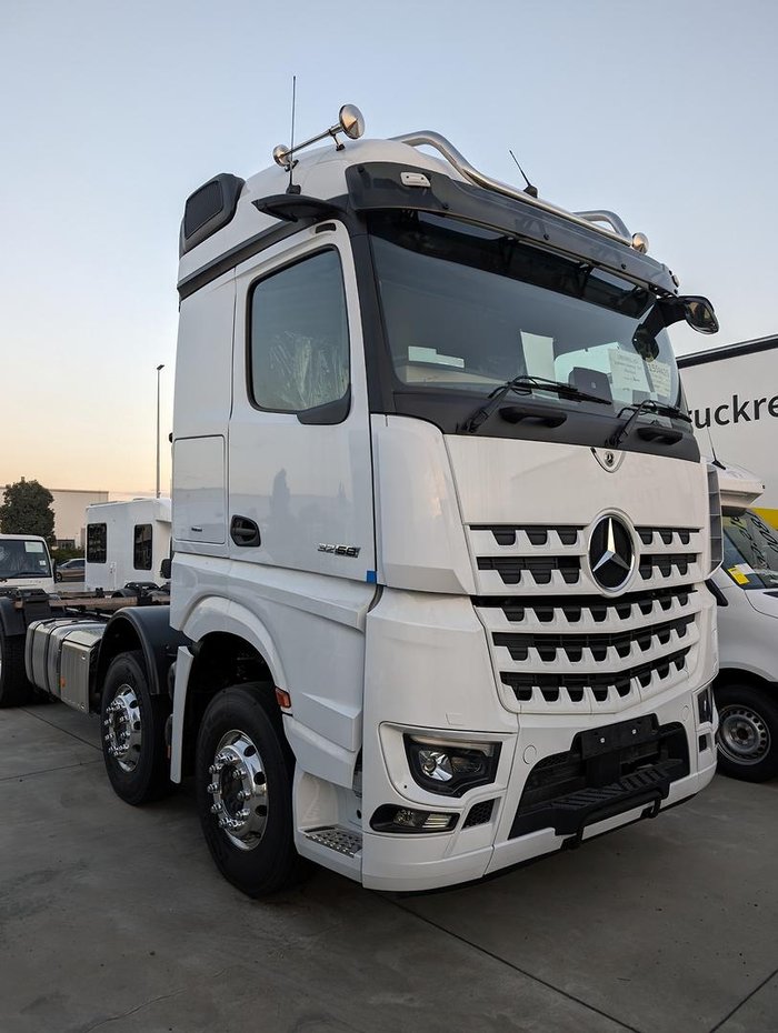 2024 Mercedes-Benz Arocs 3258 White