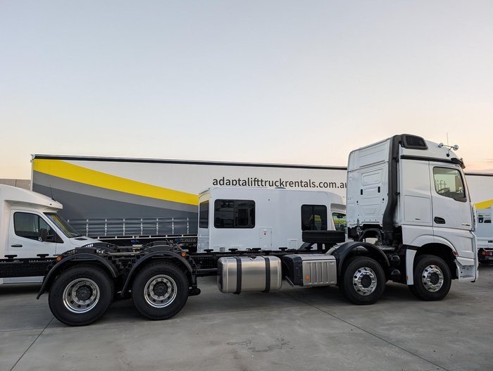 2024 Mercedes-Benz Arocs 3258 White