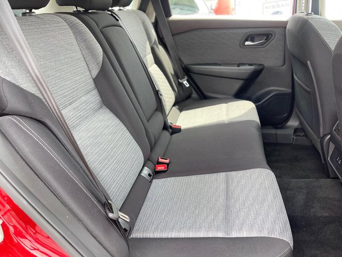 2023 Nissan X-TRAIL ST