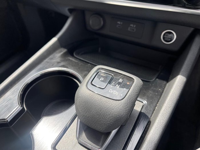 2023 Nissan X-TRAIL ST