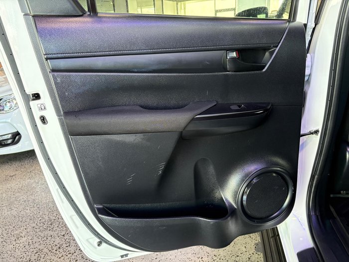 2021 Toyota Hilux SR