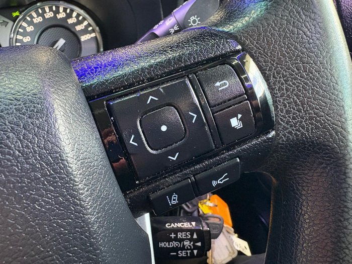 2021 Toyota Hilux SR