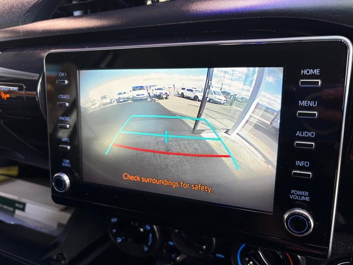 2021 Toyota Hilux SR