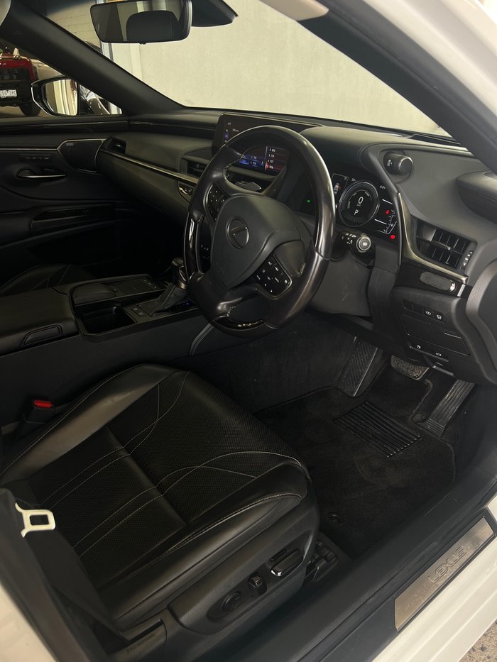 2019 Lexus ES ES300h Sports Luxury