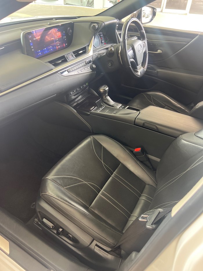 2019 Lexus ES ES300h Sports Luxury