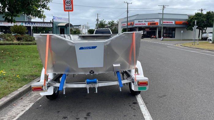 2025 Stacer 359 Territory Striker