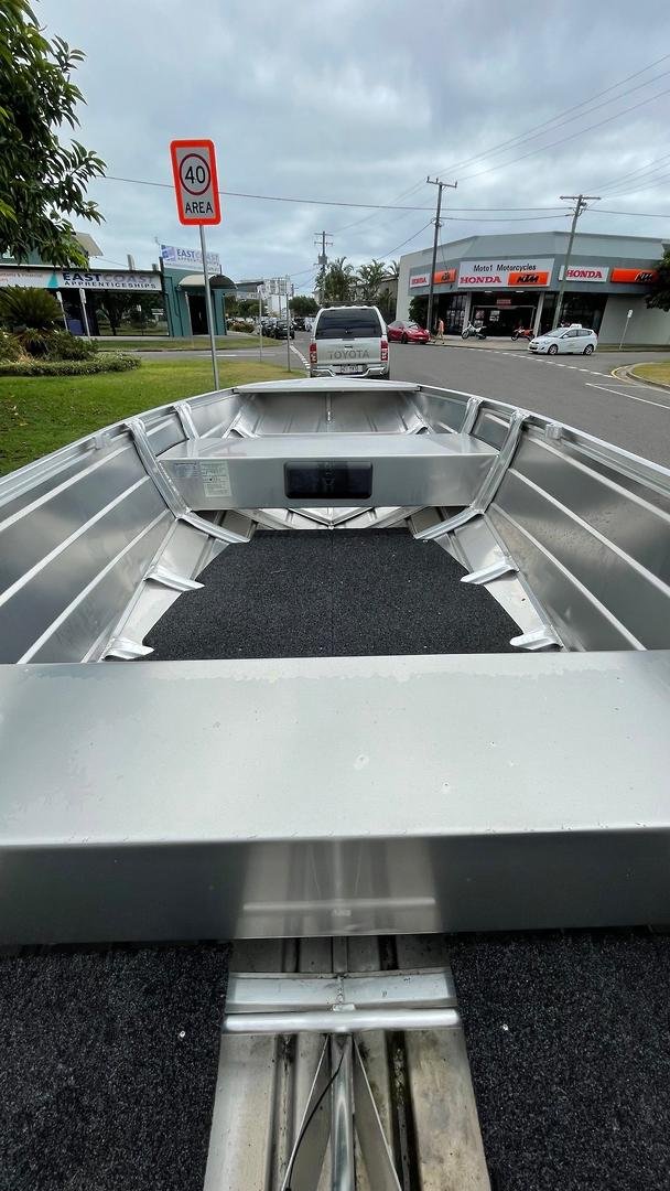 2025 Stacer 359 Territory Striker