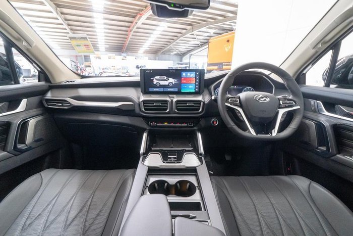 2025 LDV D90 Executive