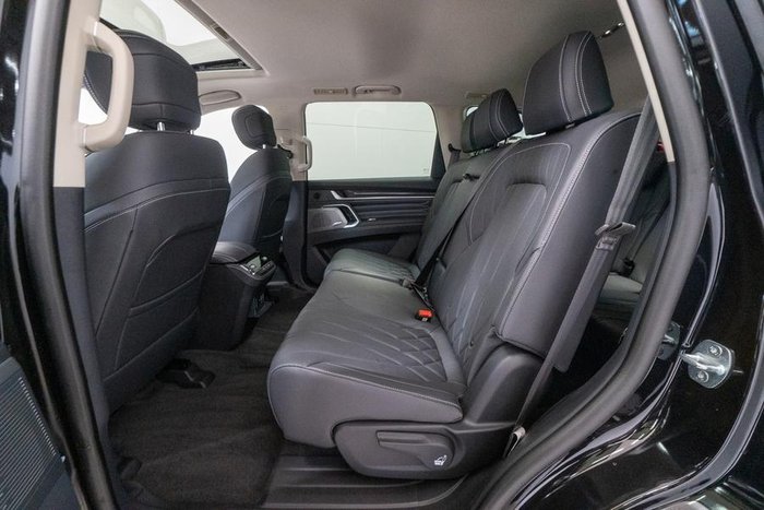 2025 LDV D90 Executive