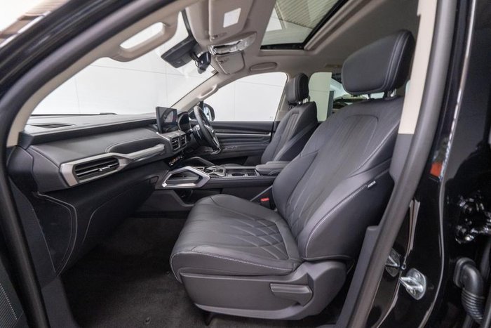 2025 LDV D90 Executive