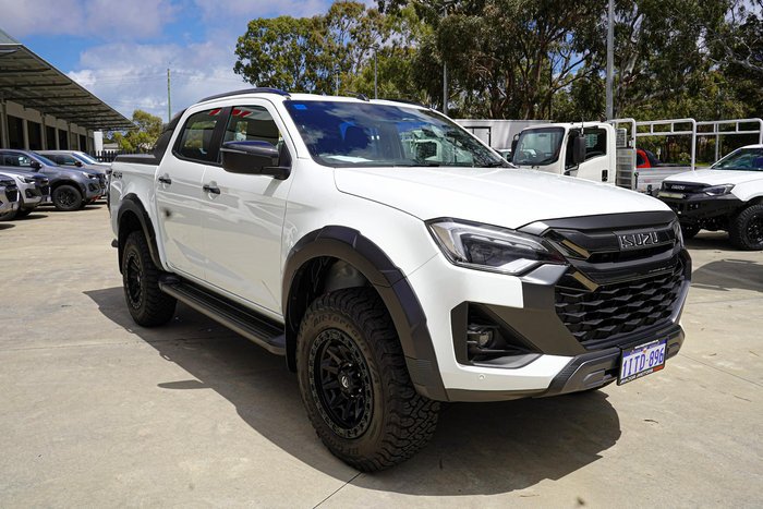 2025 Isuzu D-MAX X-TERRAIN