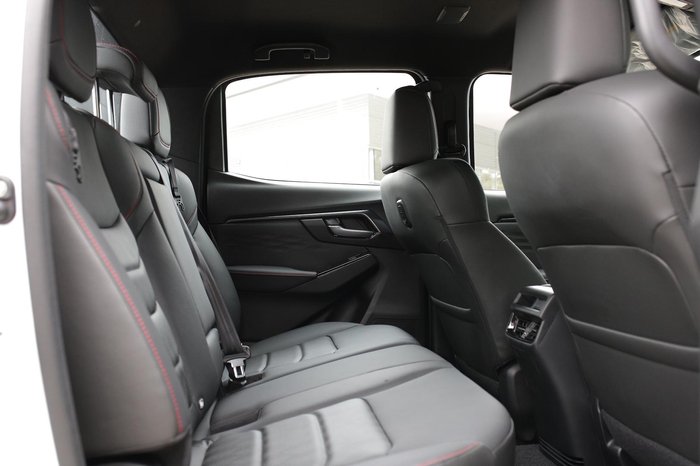 2025 Isuzu D-MAX X-TERRAIN