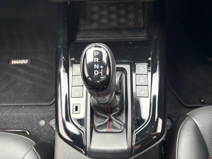 2022 Isuzu D-MAX X-TERRAIN