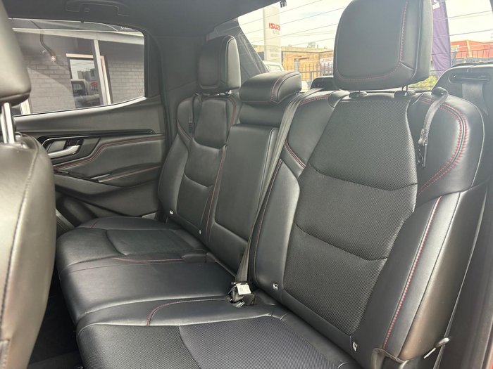 2022 Isuzu D-MAX X-TERRAIN