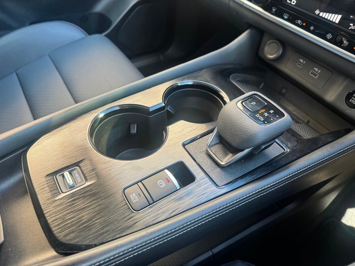 2025 Nissan X-TRAIL ST-L