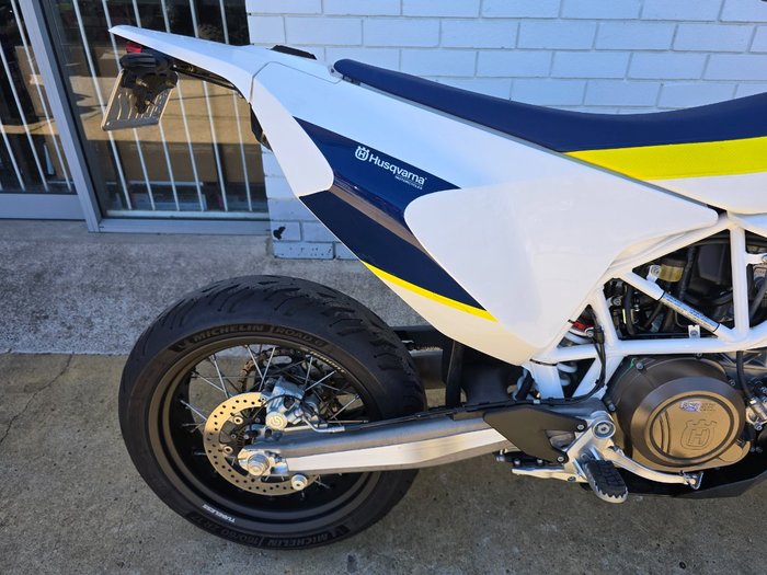 2017 HUSQVARNA 701 SUPERMOTO White