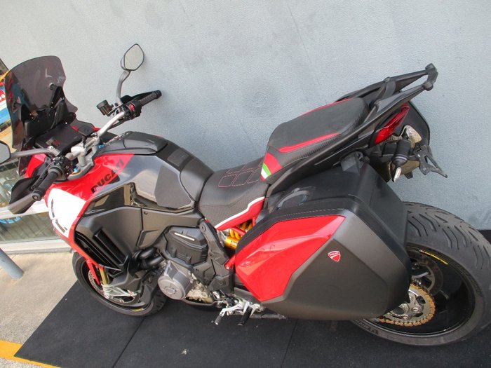 2023 DUCATI MULTISTRADA V4 PIKES PEAK RED