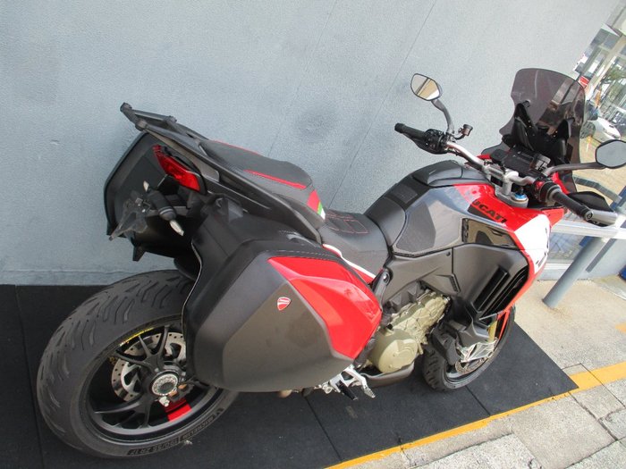 2023 DUCATI MULTISTRADA V4 PIKES PEAK RED