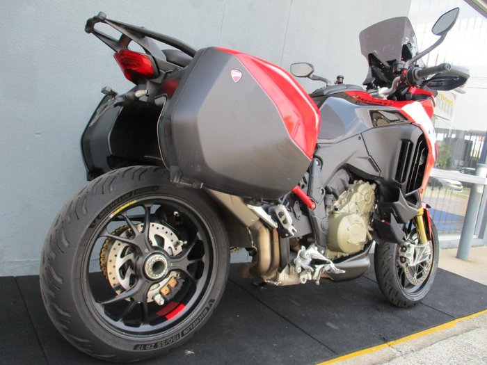 2023 DUCATI MULTISTRADA V4 PIKES PEAK RED