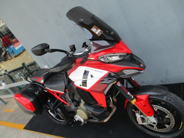 2023 DUCATI MULTISTRADA V4 PIKES PEAK RED