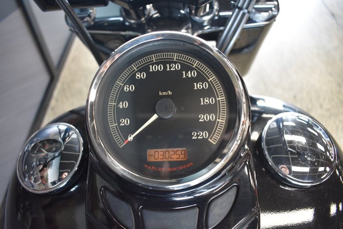 2014 Harley-davidson FLS SOFTAIL SLIM BLACK