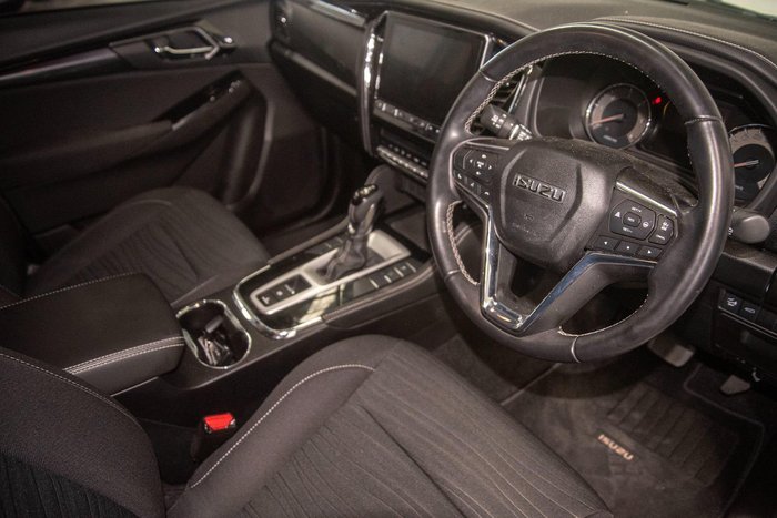 2023 Isuzu MU-X LS-U