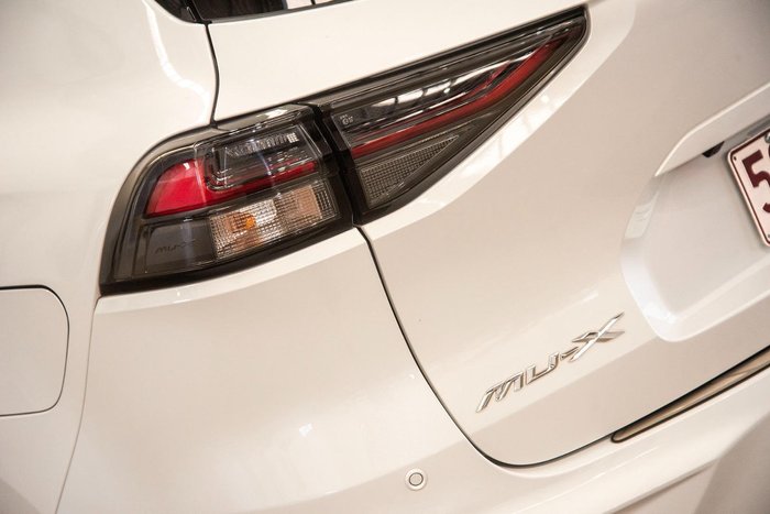 2023 Isuzu MU-X LS-U